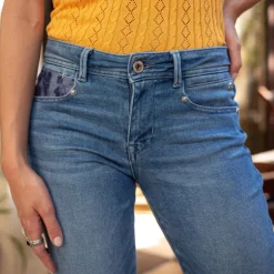 Jean femme Freeman T Porter Loreen Costarica