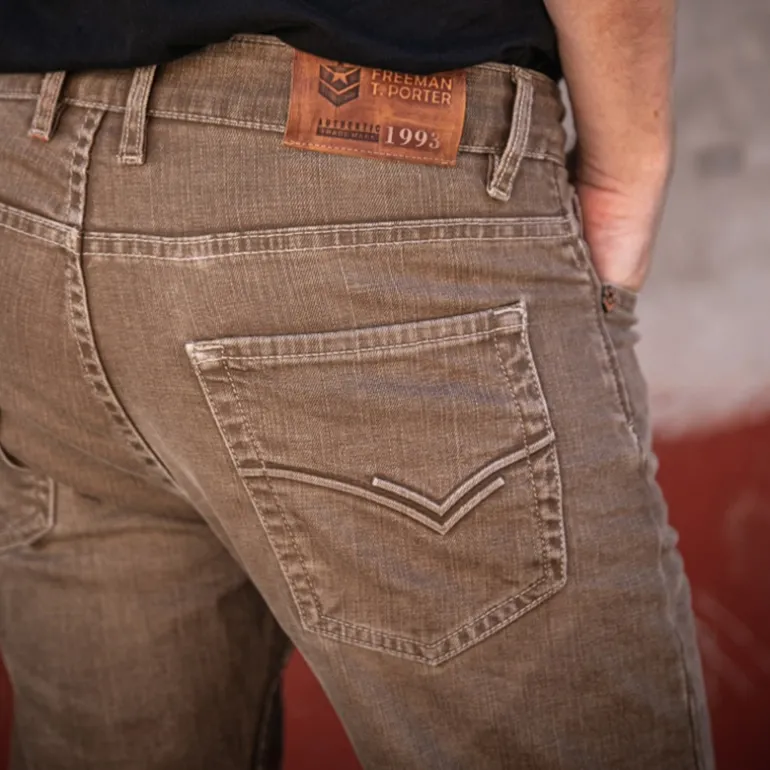 Jean marron pour homme Freeman T Porter Jimmy coupe droite straight