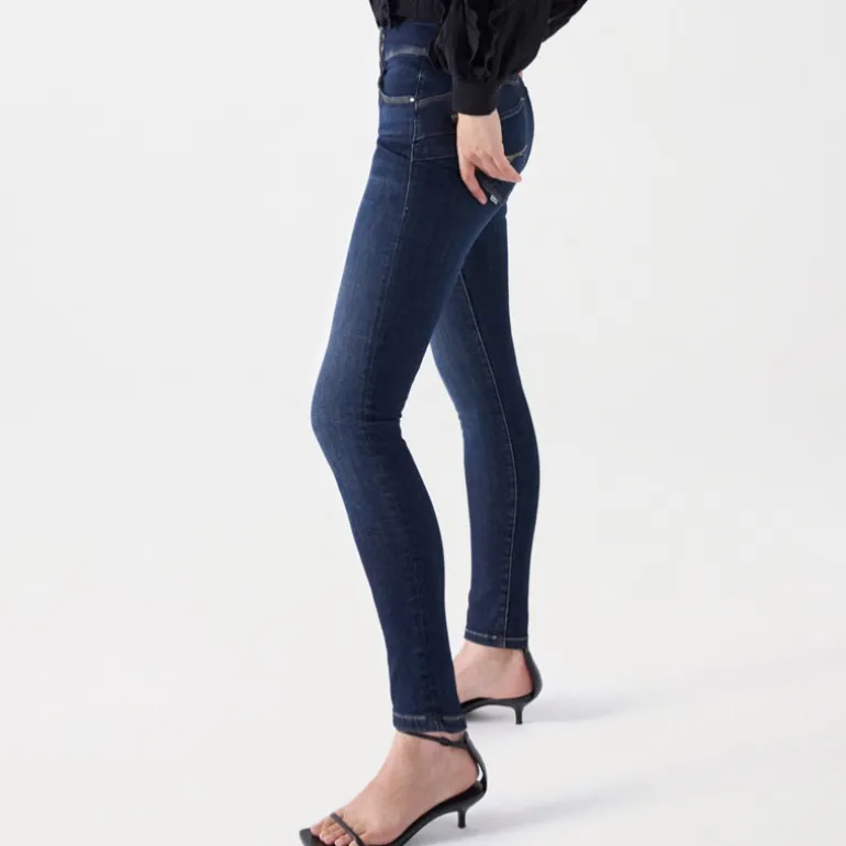 Jeans Salsa femme Secret Push in dark wash taille haute