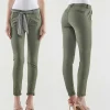 Pantalon chino femme Le Temps des Cerises Dyli kaki